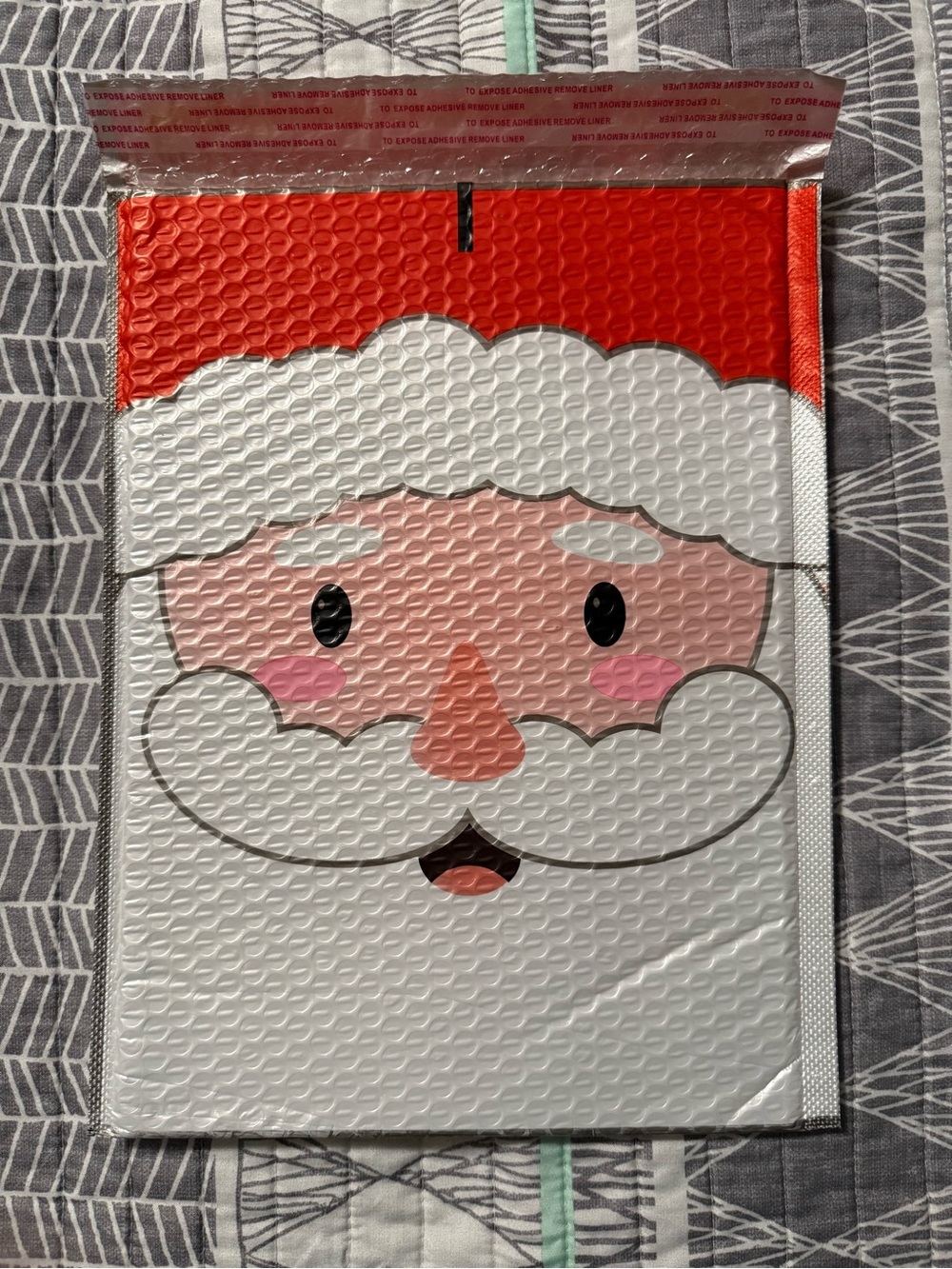 50 Pack of 10x13 Holiday Bubble Mailers - 25 Santa Face and 25 Gingerbread Man - Picture 5 of 11